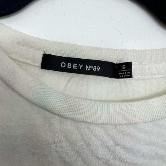 MAKE ART NOT WAR Obey T-shirt - Picture 4 of 5